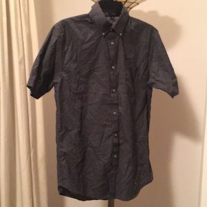 Van heusen button up shirt